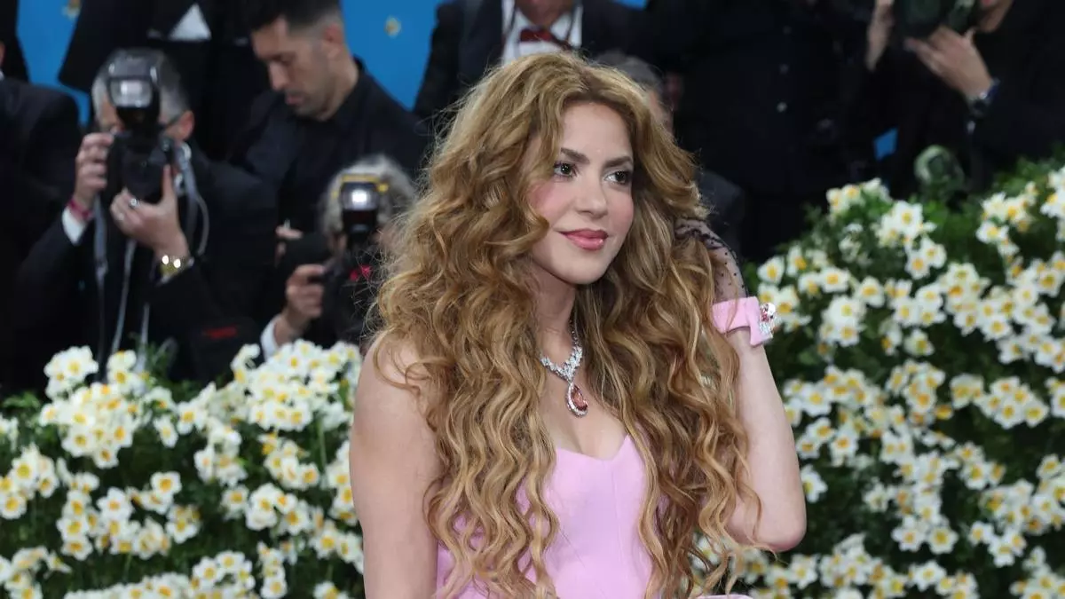 Los hijos de Shakira y Piqu谷 debutan en la m迆sica con el tema 'The One'