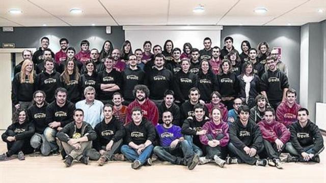 Ecenarro (primero por la derecha, delante), con su equipo.