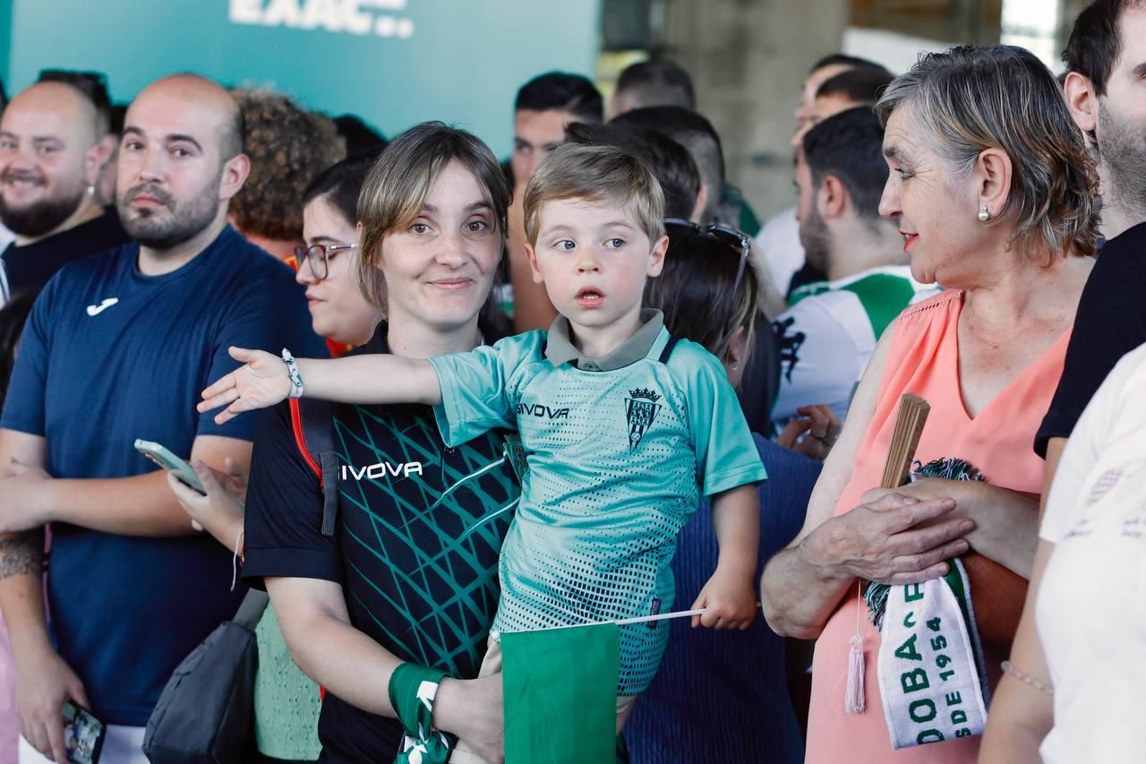 La despedida del equipo blanquiverde, en imágenes