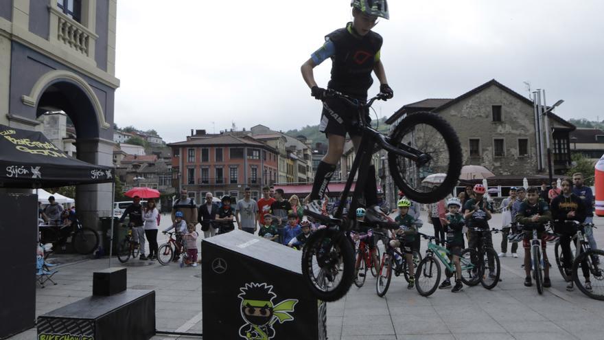 XV Festival de la Sidra y Día Mundial de la Bicicleta en Laviana