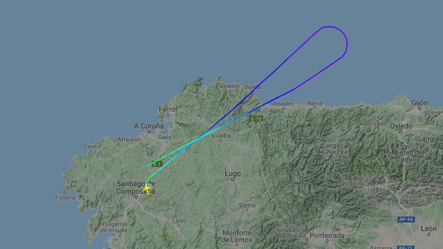 Trayectoria del vuelo fallido entre Santiago y Londres // Flightradar24