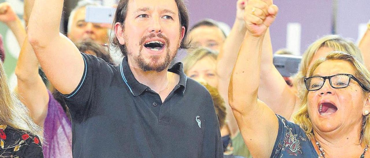 Pablo Iglesias y Meri Pita