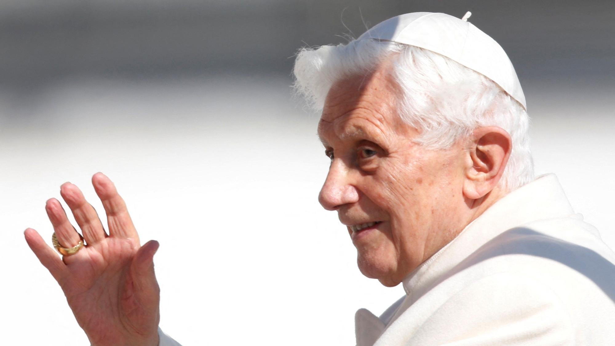 El antiguo papa Benedicto XVI en una imagen de archivo