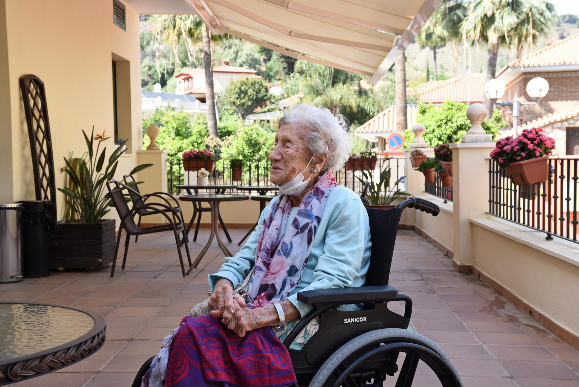 Lola Giménez Reyna celebra su 100º cumpleaños