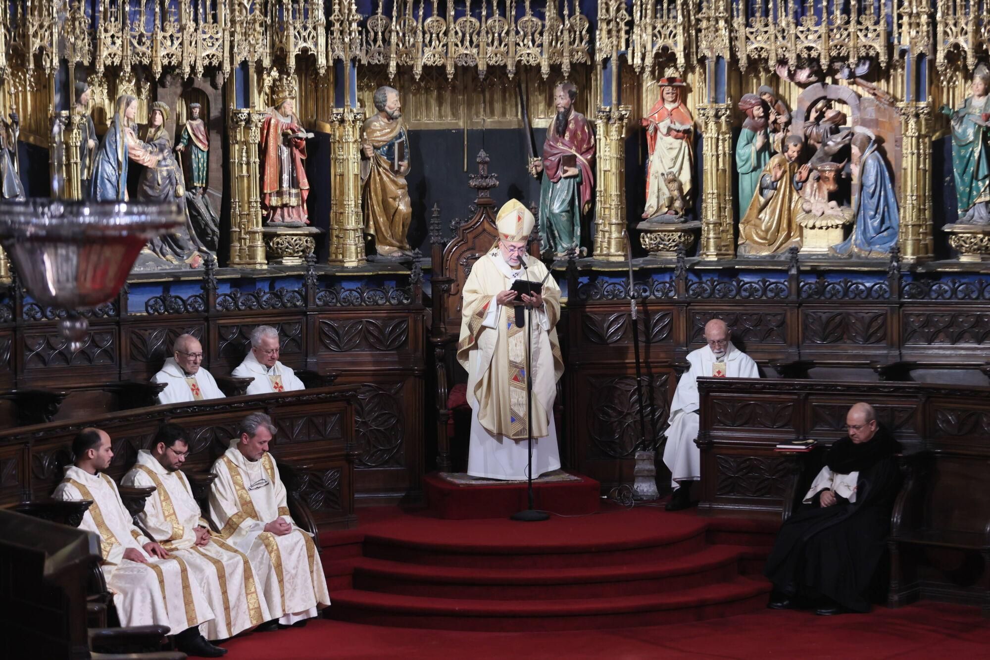 Así fue la misa del Corpus Christi en la catedral de Oviedo.