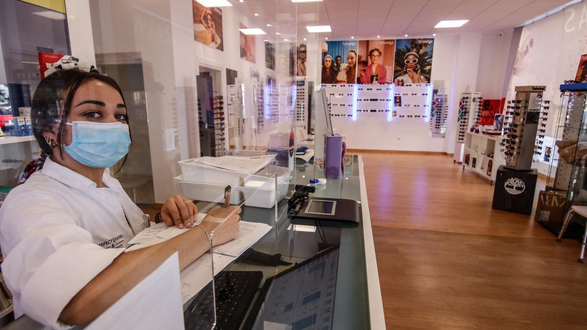 La tienda de PerfectVisions en ronda de San Francisco se ha convertido en la óptica más grande de Cáceres.