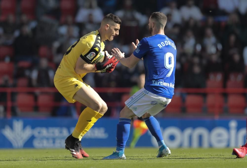 El partido del Oviedo en Lugo, en imágenes