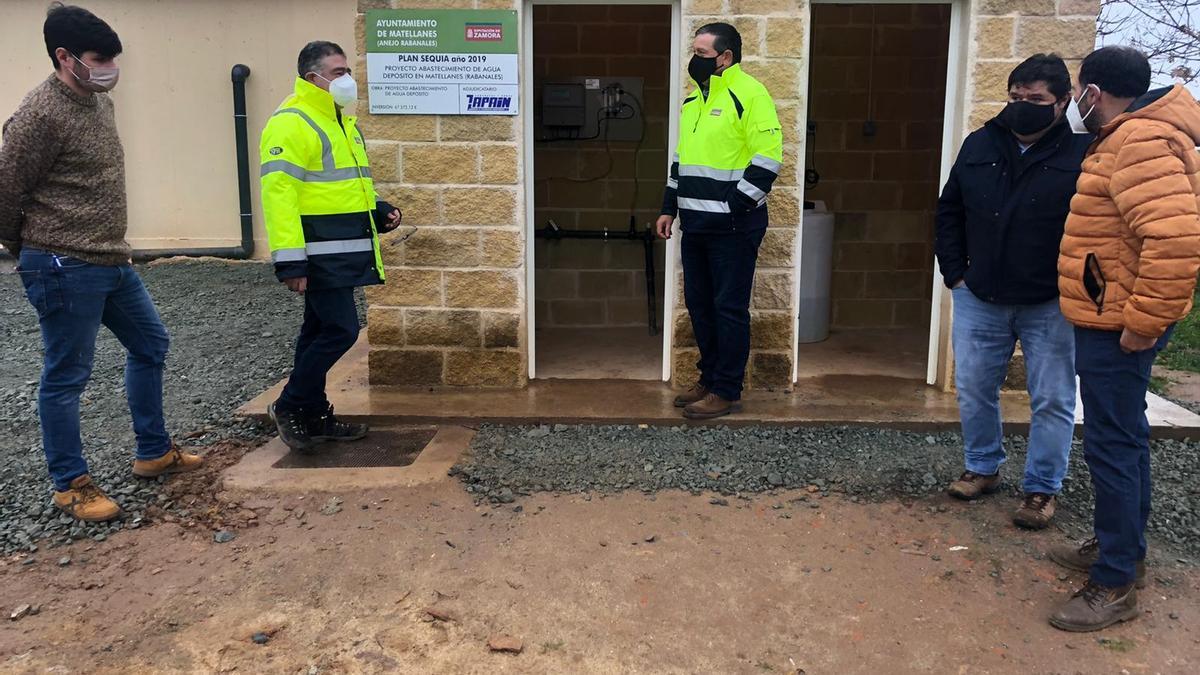 Visita a las obras del nuevo depósito en Matellanes.