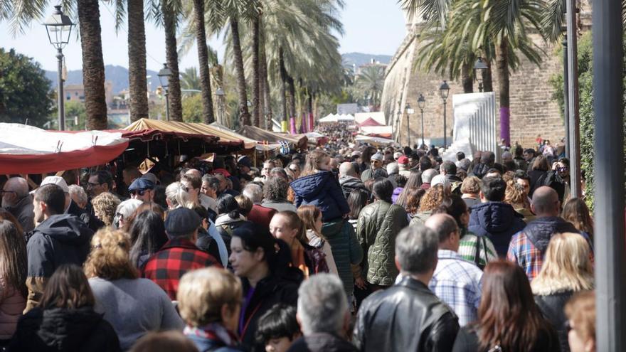 Palma sale a celebrar el Dia de les Illes Balears