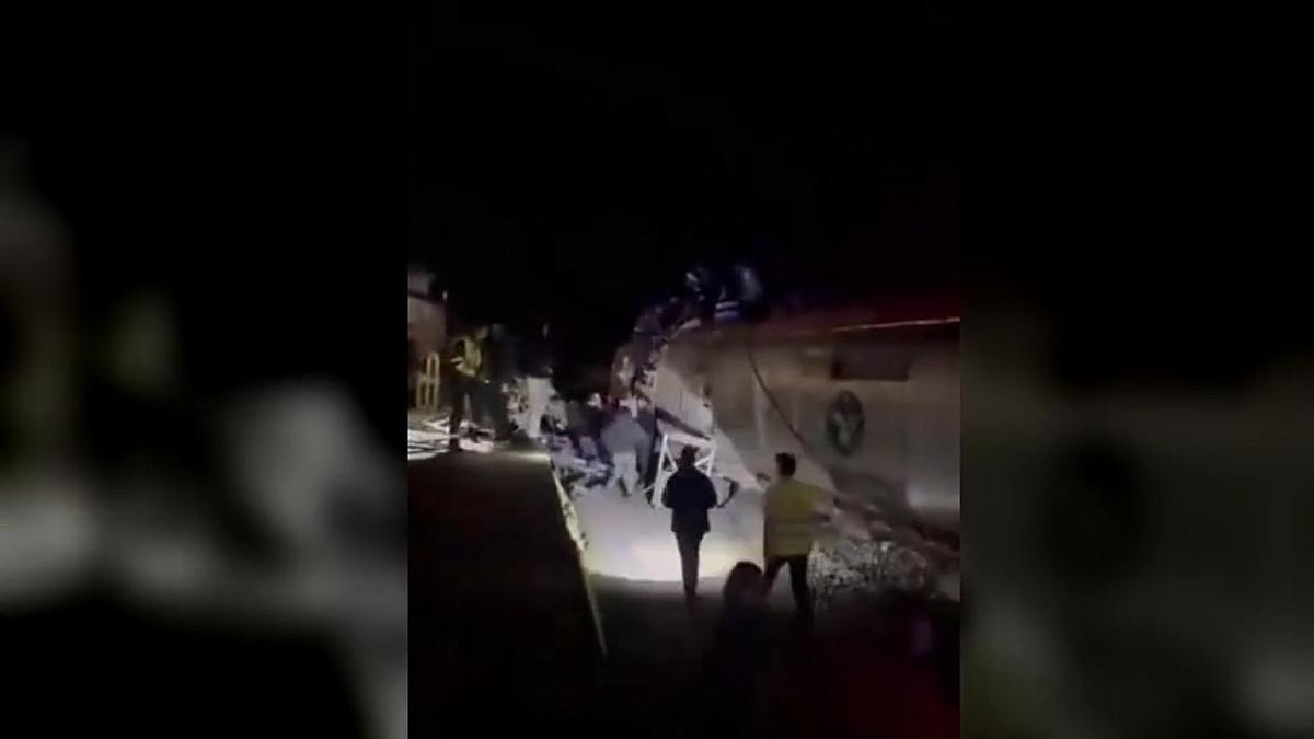 Tragedia en Córdoba: grave accidente ferroviario al descarrilar dos trenes de Iryo y Alvia