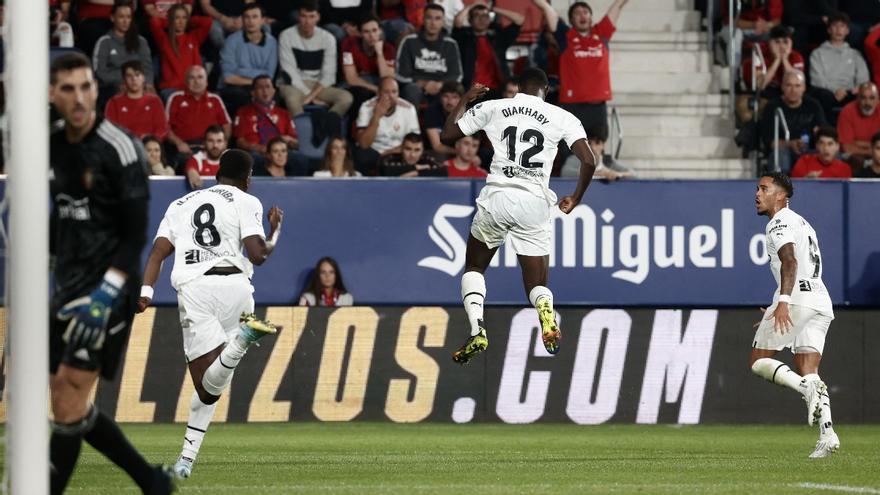 Resumen, goles y highlights del Osasuna 1-2 Valencia de la jornada 8 de la Liga Santander