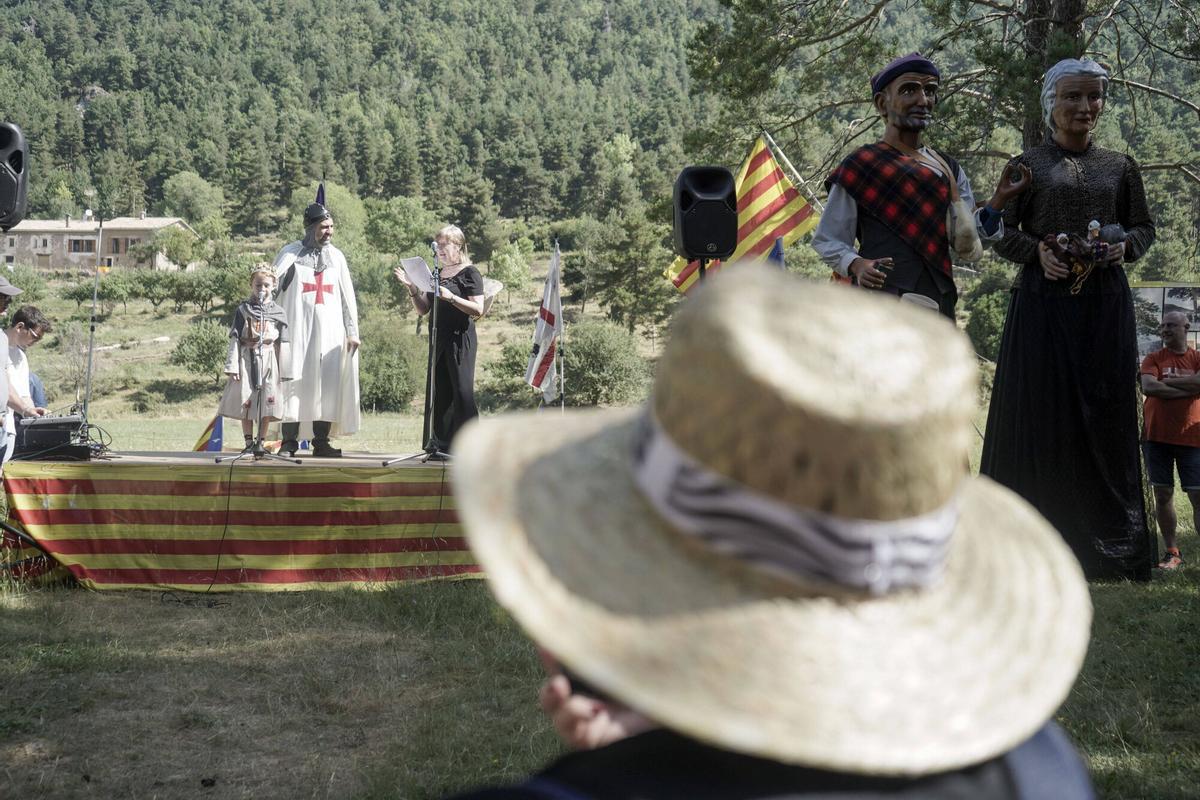 Imatges de l'Aplec del Pi de les Tres Branques Imatges de l'Aplec del Pi de les Tres Branques