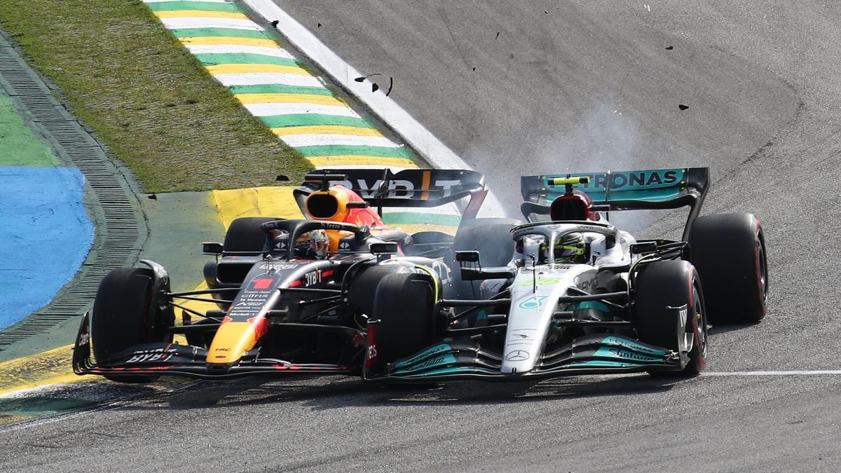 Accidente entre Max Verstappen y Lewis Hamilton en Interlagos