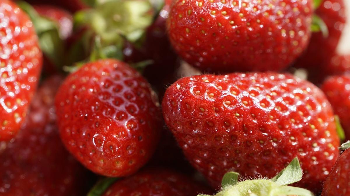 Las fresas han sido objeto de bulos.