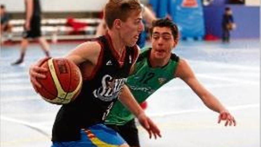 Una imatge del torneig 3x3 disputat ahir al Pavelló de?Sant Josep.