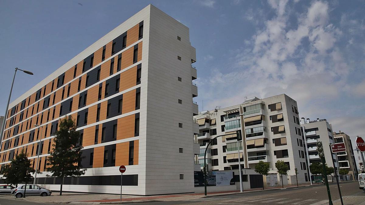 Nueva vivienda: Edificios en uno de los barrios de nueva construcción en Córdoba capital.