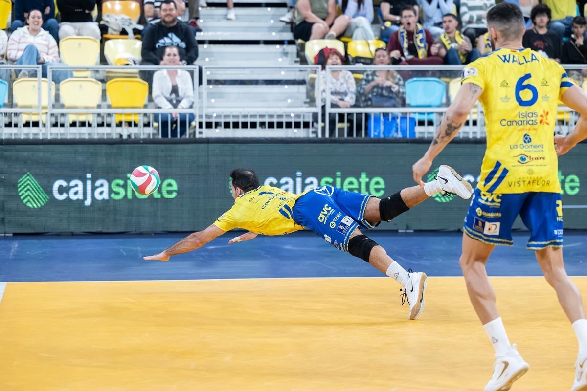 Un lance del partido