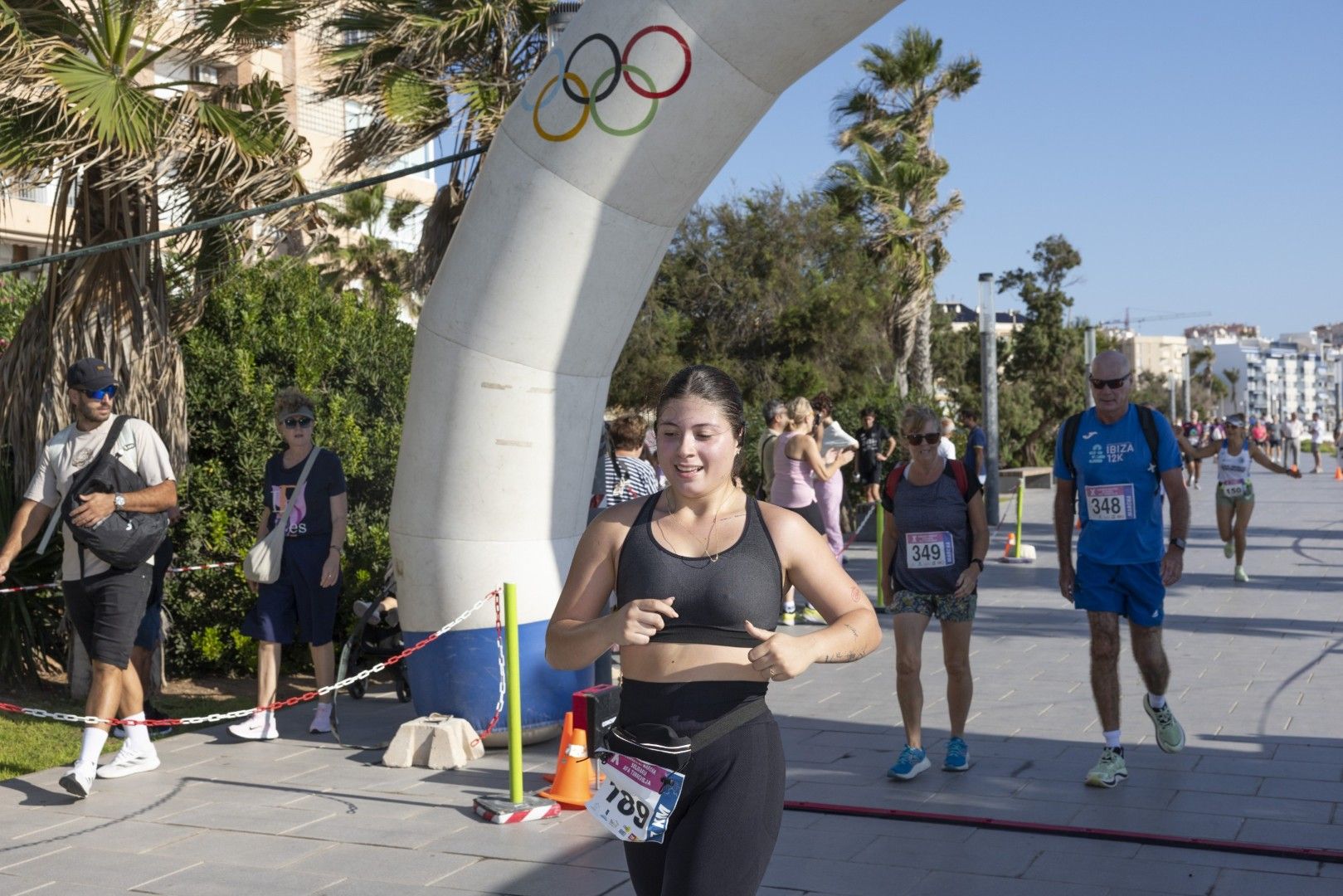 Así fue en imágenes una nueva edición de la carrera solidaria de AFA Torrevieja
