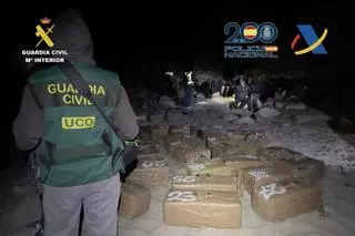 Ya son 26 los detenidos por la descarga de 1.600 kilos de cocaína en Muxía: conocían al detalle los recovecos de la costa gallega