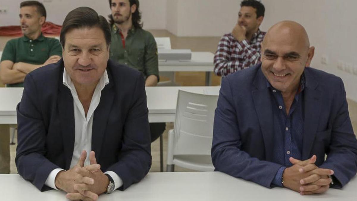 José Sepulcre y Antonio Rocamora, en la sala de Prensa del estadio Martínez Valero