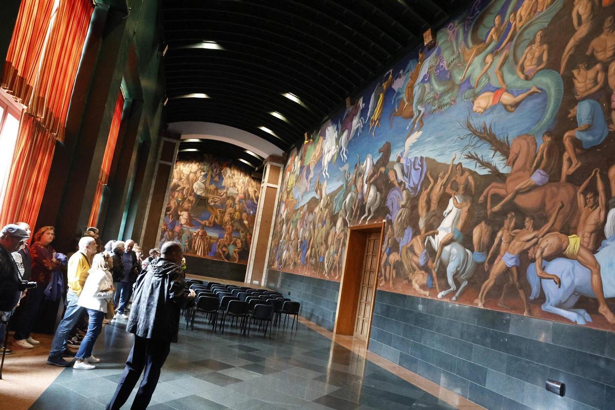 Así fue la multitudinaria jornada de puertas abiertas en la Universidad Laboral de Gijón (en imágenes)