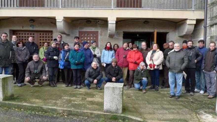 El grupo de científicos y naturalistas en el Día de los Humedales. // FdV