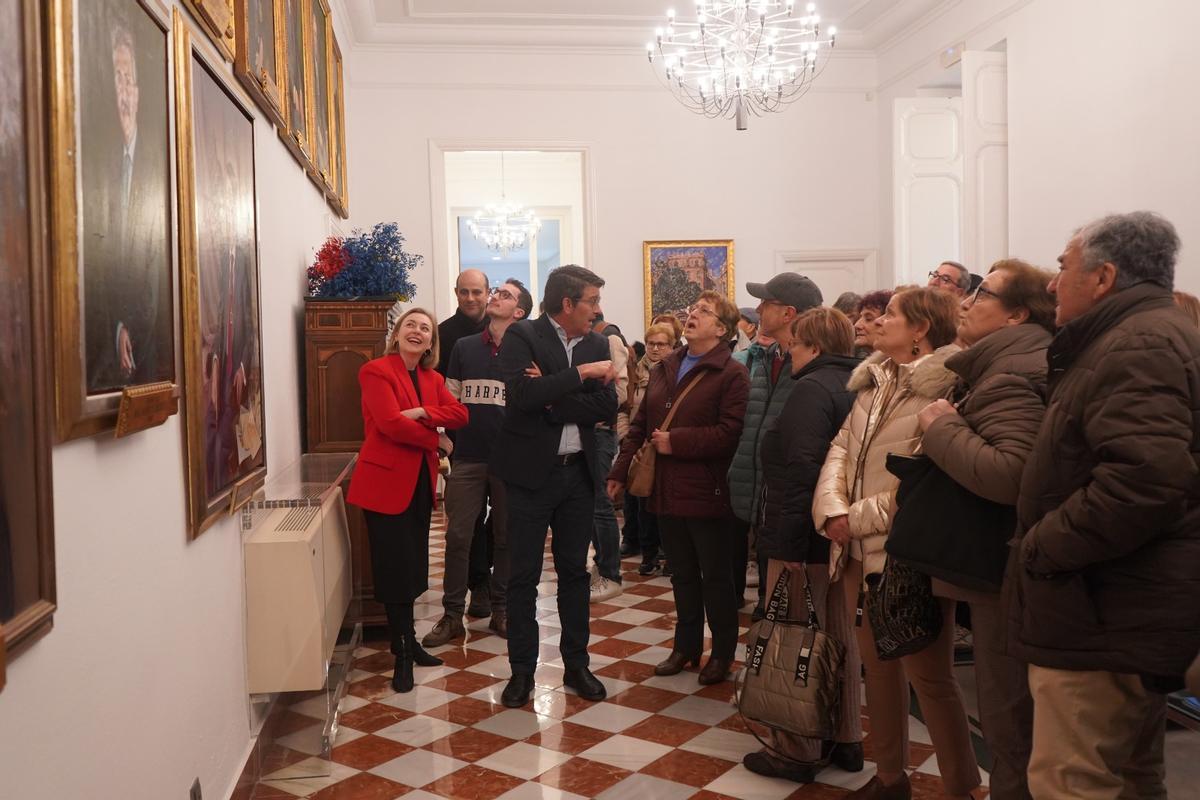 Rodríguez, en la sala de retratos de presidentes.