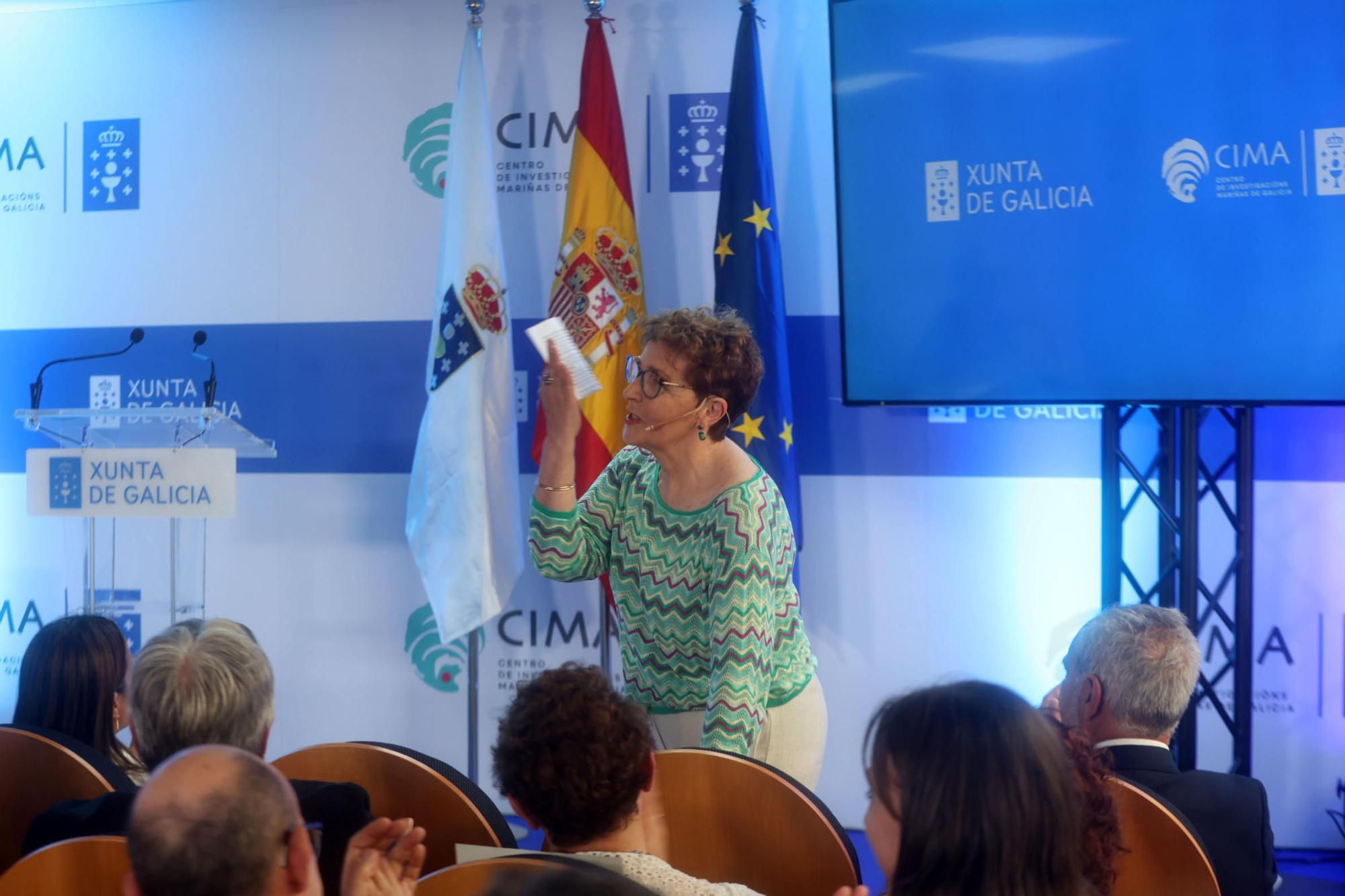 Asistentes a la conmemoración del 50 aniversario del CIMA, en Corón (Vilanova).