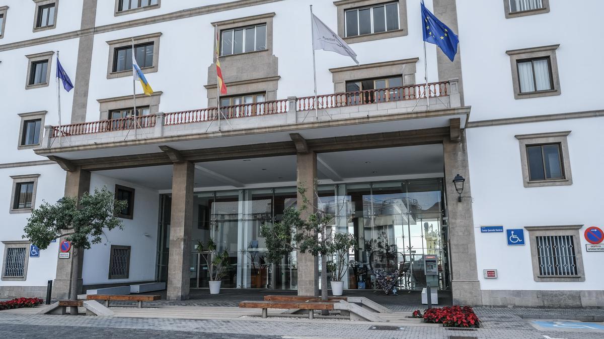 Fachada de la sede de la Autoridad Portuaria de Las Palmas