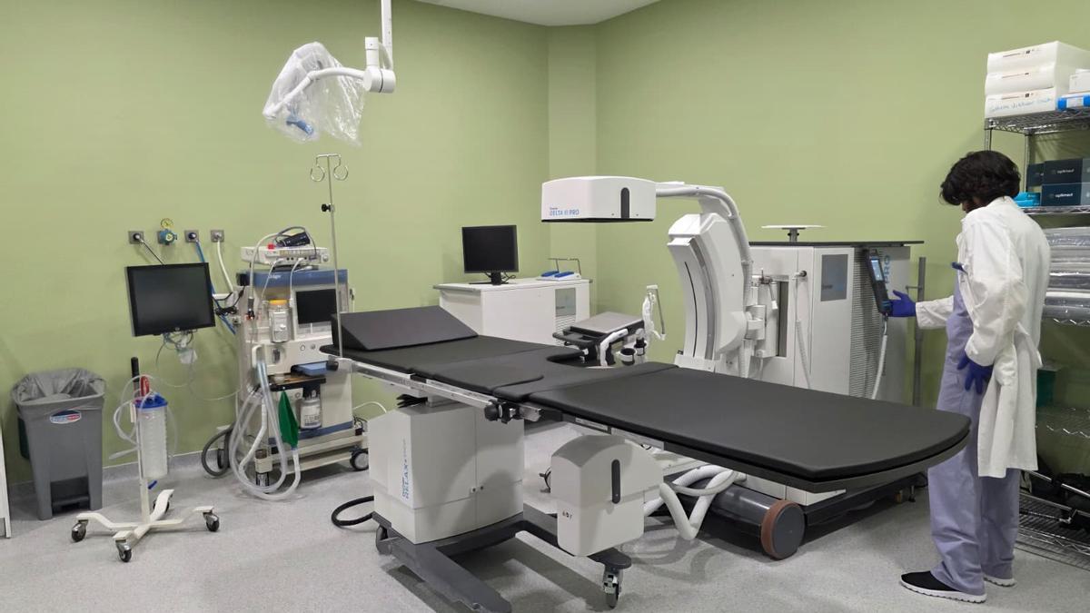 Nuevo equipo de litotricia en el Hospital Provincial, que entrará en funcionamiento en 2026.