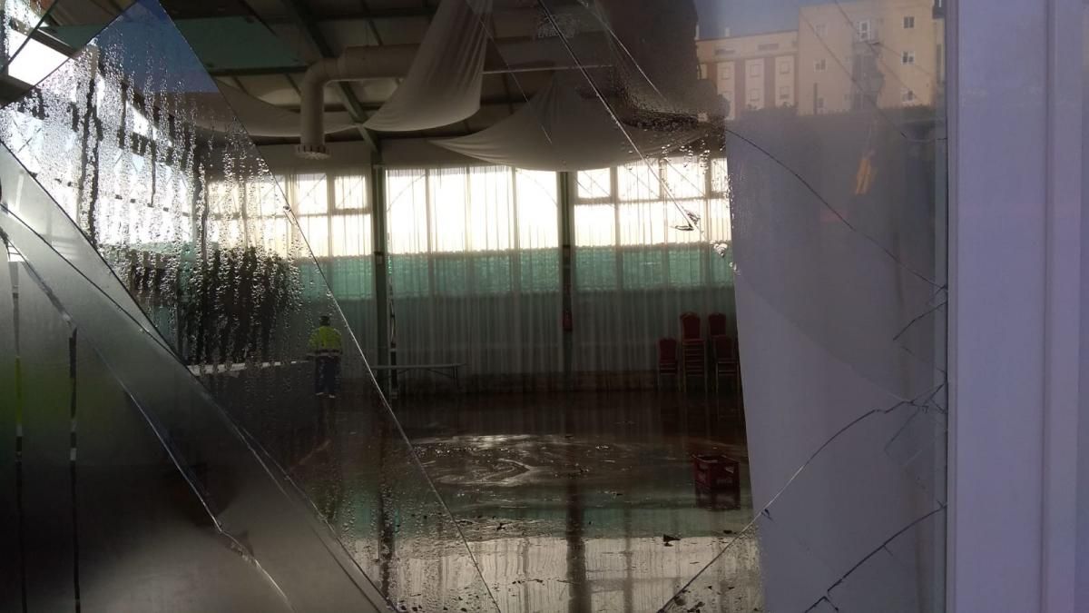 Una rotura de una tubería causa destrozos en el hotel Río de Badajoz