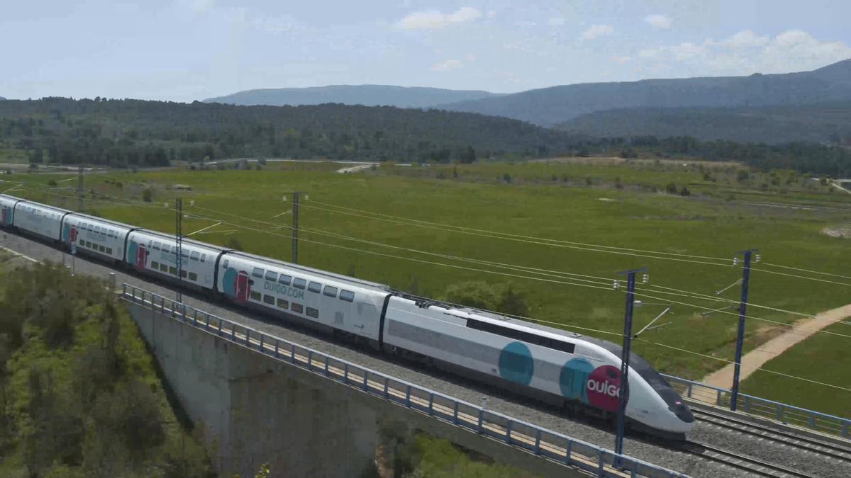 Así es Ouigo, el tren de alta velocidad y bajo coste que llegará en octubre a València