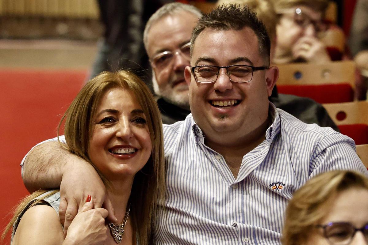 El concierto de Bertín Osborne en el teatro de la Laboral, en imágenes