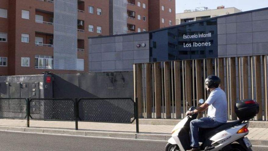 Daños por un portón en una guardería - El Periódico de Aragón