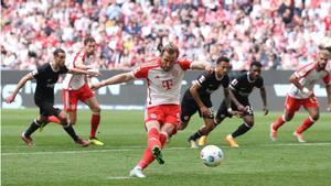 Harry Kane marcó un doblete para que el Bayern ganase al Eintracht en la pasada jornada