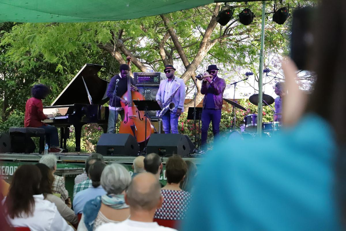 Celebración de un concierto en el jardín de este espacio dedicado a la cultura en la Universidad de Málaga.