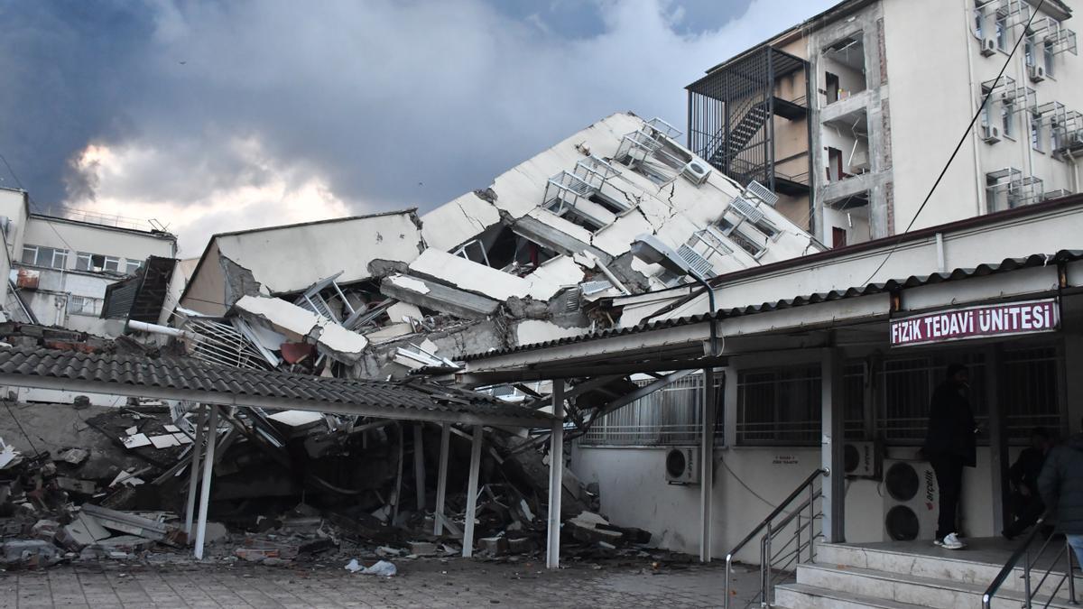 Un hospital ensorrat a Hatay, al sud de Turquia