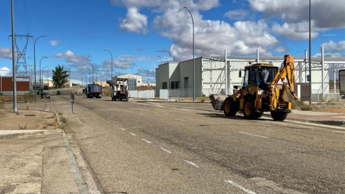 Actuaciones que se realizan en calle Ermita de San Lorenzo. | E. P.