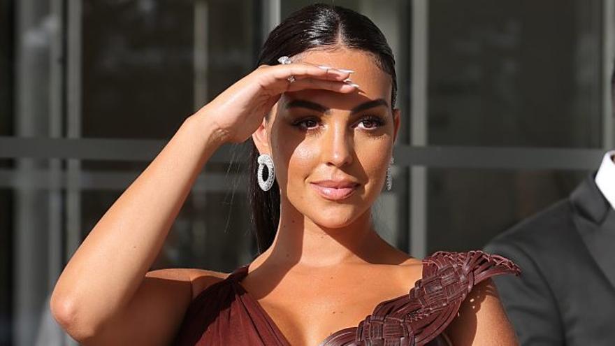 Un exnovio de Georgina Rodríguez desvela el dineral que le pasaba a la influencer cuando ya estaba con Cristiano Ronaldo: Para gastos y antojos