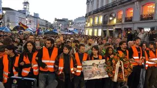 Vint mil persones acomiaden Maricarmen amb una marxa fins la que va ser casa seva durant més de 70 anys