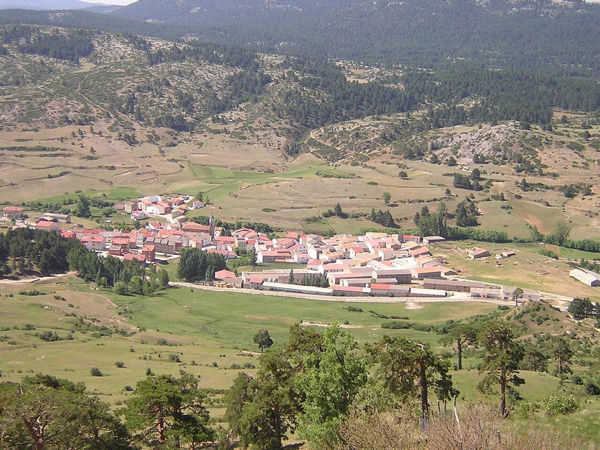 Guadalaviar desde la Muela de San Juan   panoramio