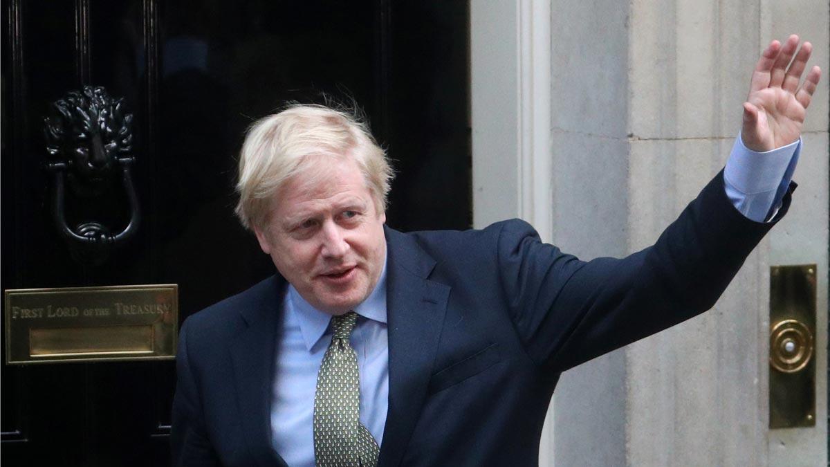 Boris Johnson llega al palacio de Buckingham para ser investido primer ministro