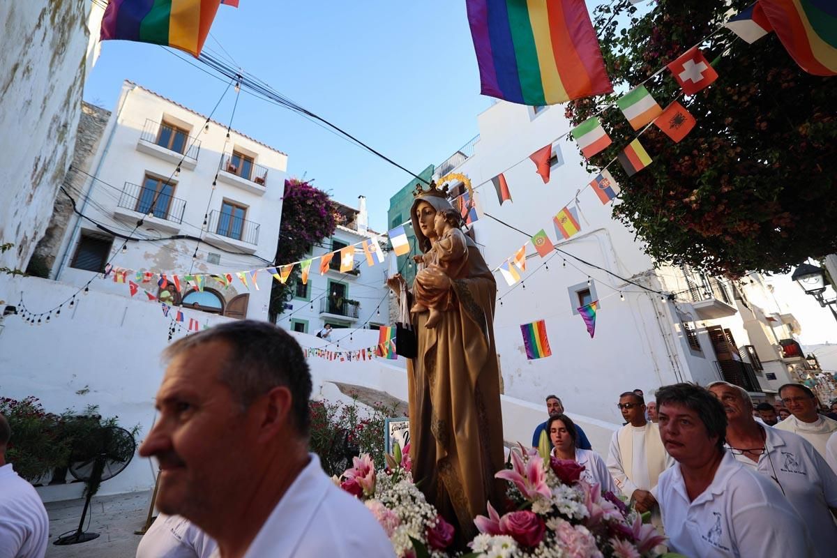Mira aquí todas las imágenes del Día del Carmen en Ibiza