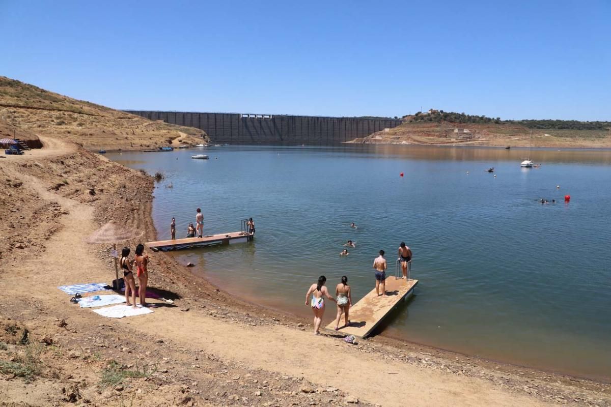 La Breña II y La Colada abren sus playas al baño con aforo limitado