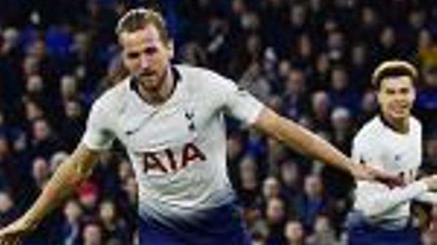 El Tottenham guanya a plaer el Cardiff (0-3)