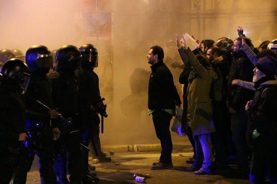 Càrregues policials a Barcelona