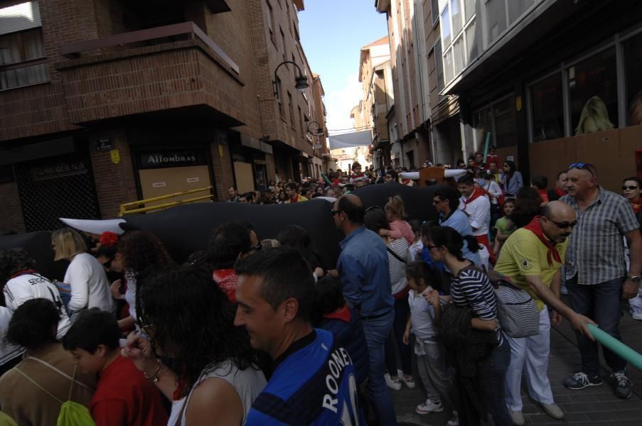 Los toros hinchables llenaron las calles