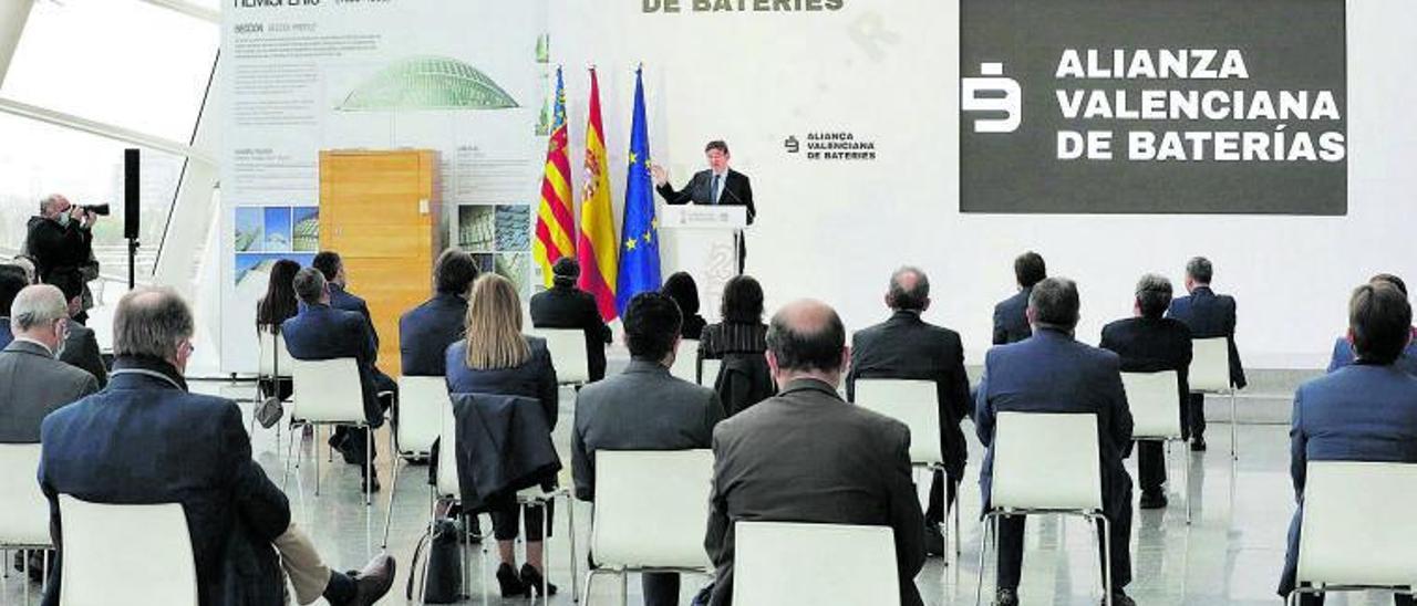 Puig en la presentación de la Alianza Valenciana de Baterías, que  aspira a lograr financiación europea. | INFORMACIÓN