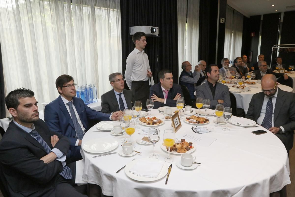 Fotogalería / Los Desayunos de CÓRDOBA / James M. Roberts