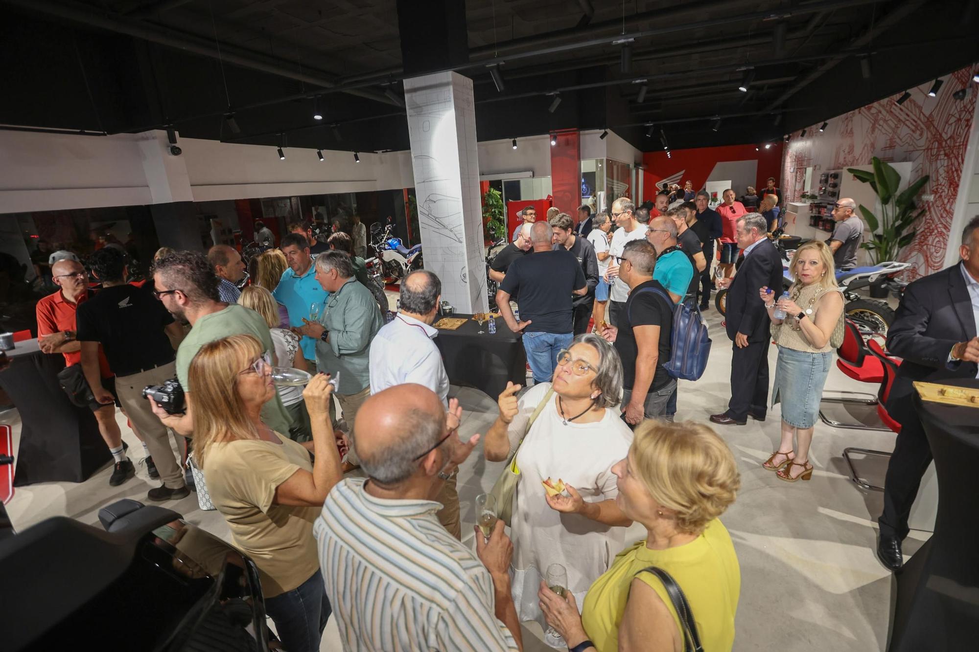 Honda Esteban Parres inaugura un  ‘Dream Dealer’ en Torrevieja
